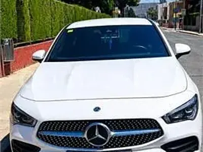 Usado Mercedes CLA200 150 CV (110 kW) 2020 Blanco Coupe