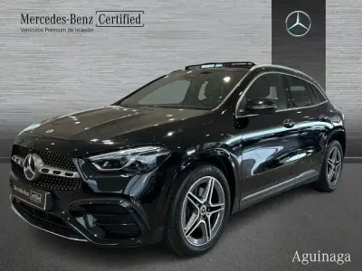 Usado Mercedes GLA200 163 CV (119 kW) 2024 Negro cosmos SUV