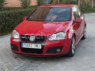 Rojo Usado 2006 VW Golf V GTI Berlina | 7500 € (Precio justo)