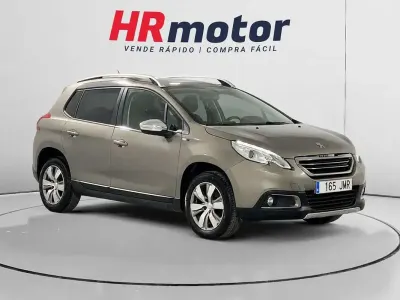 Usado Peugeot 2008 Style 99 CV (72 kW) 2016 Gris SUV