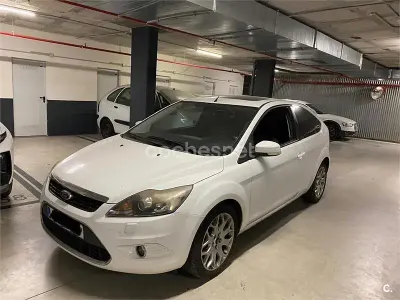 Usado Ford Focus Trend 115 CV (84 kW) 2008 Blanco Berlina