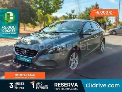 Gris / plata Usado 2016 Volvo V40 CC Momentum Familiar | 12.490 € (Un poco caro)