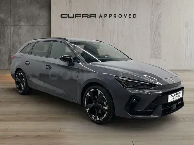 Usado Cupra Leon 204 CV (150 kW) 2026 Gris / plata Familiar