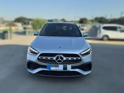 Usado Mercedes GLA45 AMG AMG 150 CV (110 kW) 2021 Gris SUV