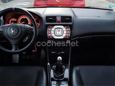 Usado Honda Accord Sport 155 CV (114 kW) 2008 Gris / plata Berlina