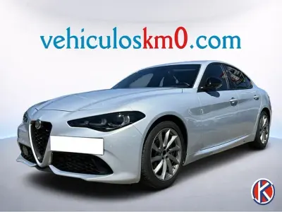 Usado Alfa Romeo Giulia Sprint Sprint 160 CV (117 kW) 2024 Blanco Coupe