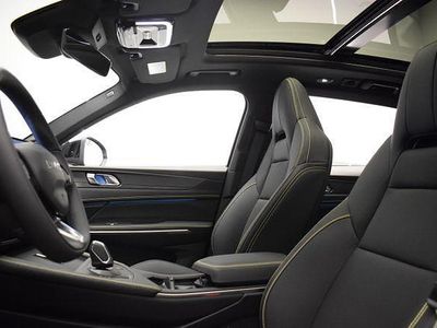 Negro Usado 2025 Lynk & Co 01 SUV | 34.600 €