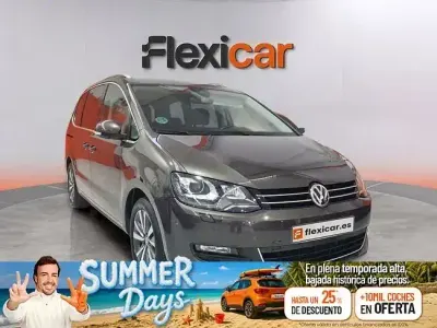 Usado VW Sharan Sportline 150 CV (110 kW) 2020 Gris Monovolumen