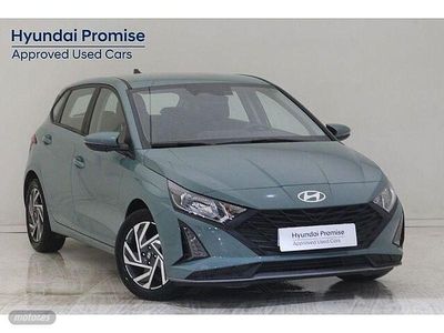 Verde Usado 2023 Hyundai i20 Berlina | 15.490 € (Precio justo)