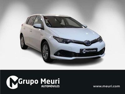 Usado Toyota Auris Hybrid Active 136 CV (100 kW) 2019 Blanco Berlina