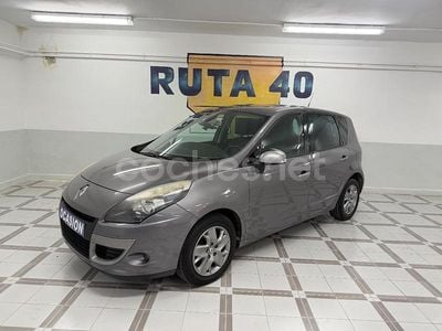 Beige Usado 2011 Renault Scénic III Dynamique Monovolumen | 5490 € (Precio justo)