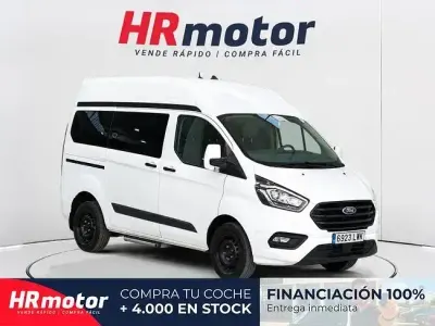 Usado Ford Transit Custom Trend 131 CV (96 kW) 2022 Blanco Familiar