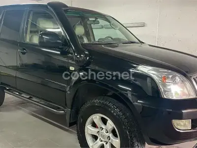 Begagnad Toyota Land Cruiser 163 HK (119 kW) 2003 Svart SUV