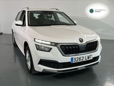 Usado Skoda Kamiq 110 CV (80 kW) 2021 Blanco SUV