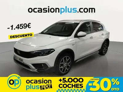 Usado Fiat Tipo Cross 130 CV (95 kW) 2023 Blanco Berlina