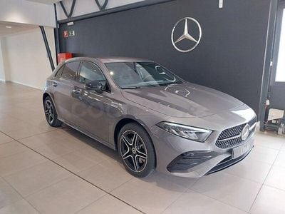 Nuevo Mercedes A250 218 CV (160 kW) 2025 Gris / plata Berlina