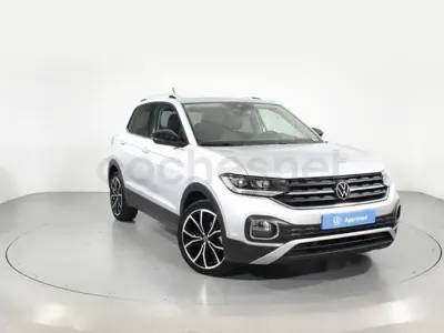 Usado VW T-Cross Sportline 110 CV (80 kW) 2021 Gris / plata SUV