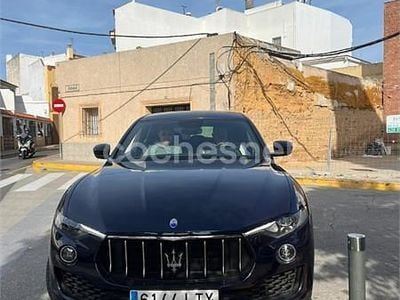 Usado Maserati Levante 275 CV (202 kW) 2017 Azul SUV