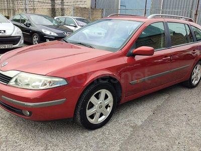 Begagnad Renault Laguna GrandTour Expression 110 HK (80 kW) 2002 Röd Kombi