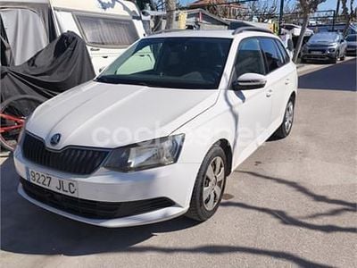 Usado Skoda Fabia Ambition 105 CV (77 kW) 2016 Blanco Berlina