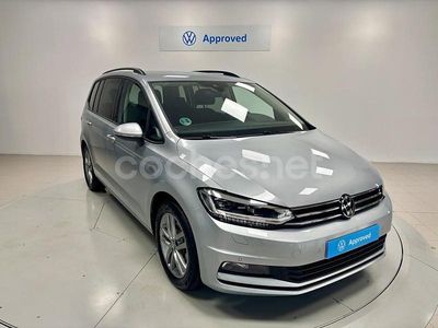 Gris / plata Usado 2025 VW Touran Monovolumen | 37.450 € (Un poco caro)