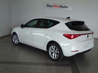 Blanco Usado 2024 Seat Leon Style | 19.300 € (Buen precio)