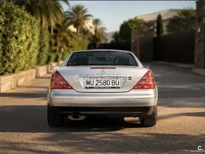 Usado Mercedes SLK230 193 CV (141 kW) 1998 Gris / plata Descapotable
