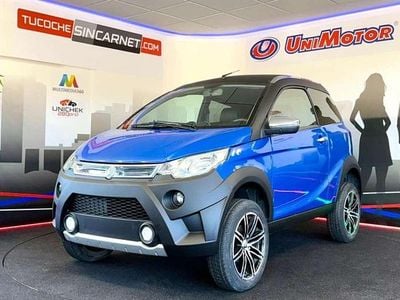 Usado Aixam Crossover Premium 11 CV (8 kW) 2019 Azul Utilitario