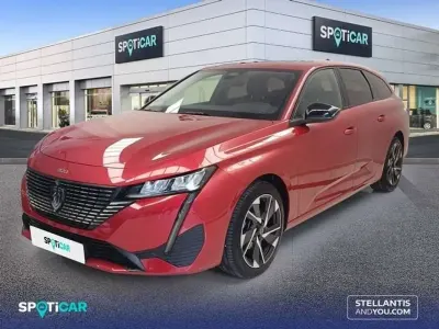 Usado Peugeot 308 SW Allure 131 CV (96 kW) 2024 Rojo Familiar