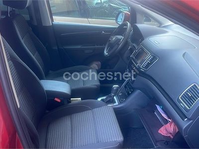 Usado Seat Alhambra 150 CV (110 kW) 2021 Rojo Monovolumen