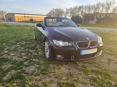 Usado BMW 320 Cabriolet 177 CV (130 kW) 2008 Negro Descapotable