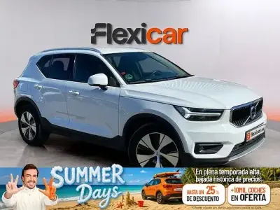 Usado Volvo XC40 163 CV (119 kW) 2020 Blanco SUV