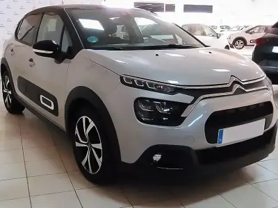 Usado Citroën C3 Shine 102 CV (75 kW) 2022 Otro Utilitario
