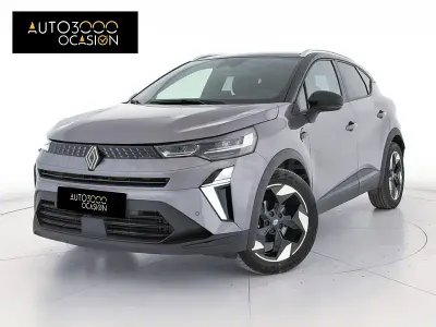 Usado Renault Captur Techno 100 CV (73 kW) 2025 Gris / plata SUV
