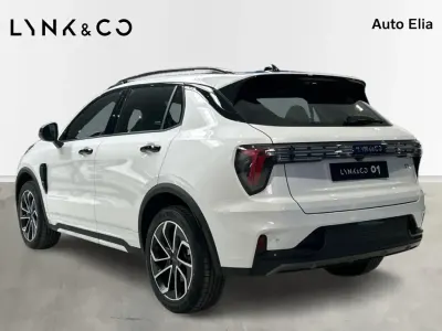 Usado Lynk & Co 01 279 CV (205 kW) 2026 Blanco SUV