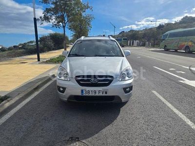 Usado Kia Carens Active 140 CV (102 kW) 2007 Gris / plata Monovolumen