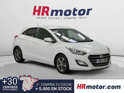 Blanco Usado 2016 Hyundai i30 GO! Utilitario | 10.990 € (Un poco caro)