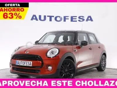 Usado Mini Cooper D 116 CV (85 kW) 2017 Rojo Utilitario