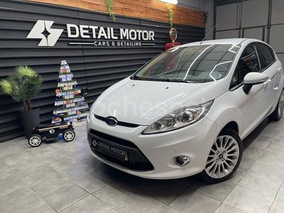 Blanco Usado 2011 Ford Fiesta Titanium Berlina | 7200 € (Un poco caro)
