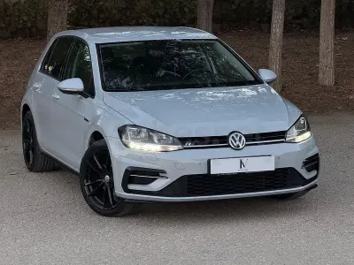 Usado VW Golf VII Sportline 150 CV (110 kW) 2017 Gris / plata Berlina