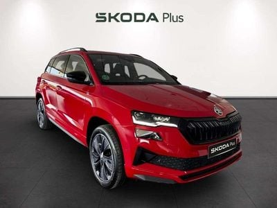 Usado Skoda Karoq SportLine 150 CV (110 kW) 2023 Rojo SUV