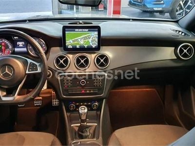 Mercedes CLA200
