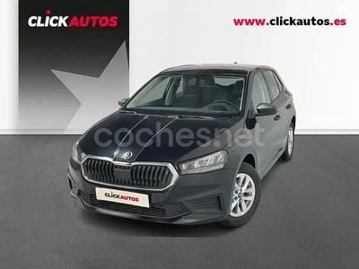 Negro Usado 2025 Skoda Fabia Essence Utilitario | 16.050 € (Precio justo)