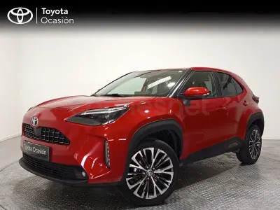 Usado Toyota Yaris Cross Style 116 CV (85 kW) 2021 Granate SUV