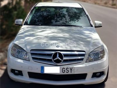 Usado Mercedes C180 156 CV (114 kW) 2010 Blanco Berlina