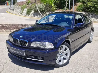 Usado BMW 330 Sport Line 231 HP (169 kW) 2001 Azul Coupé