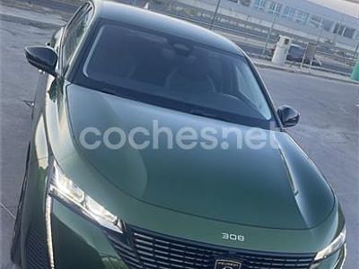 Usado Peugeot 308 Allure 130 CV (95 kW) 2023 Verde Berlina