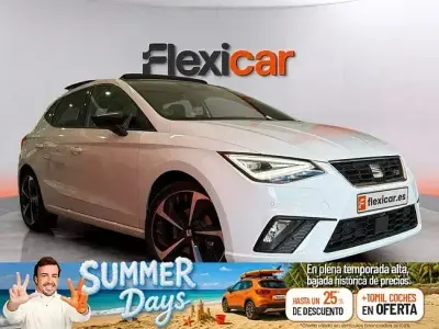 Usado Seat Ibiza FR 110 CV (80 kW) 2022 Blanco Utilitario