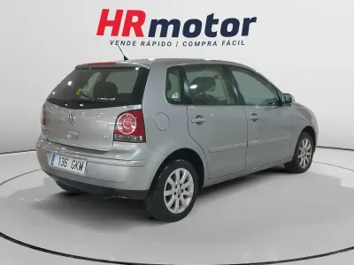 Używany VW Polo United 80 KM (58 kW) 2009 Szary Hatchback