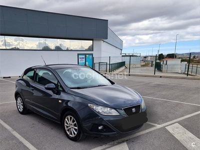 Usado Seat Ibiza SC Reference 75 CV (55 kW) 2011 Negro Utilitario